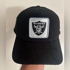 New Era NEW Black Raiders Cap with Silver Logo
